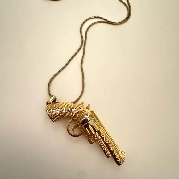 Golden Gun Necklace 🔫 - Picture 1 of 4